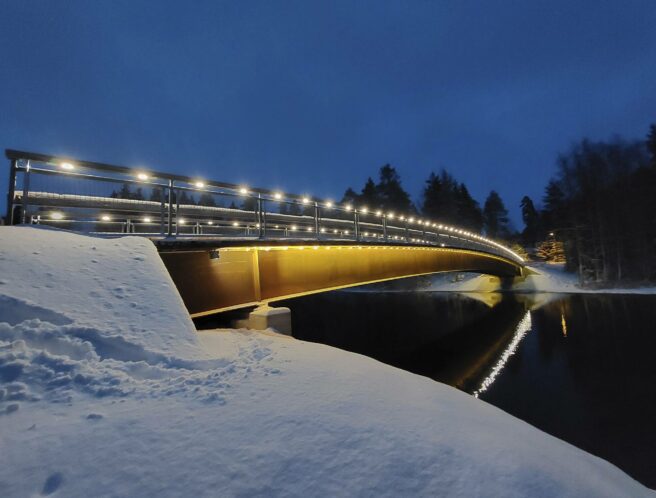 Jyräänjoen silta talvella Käyrälammella